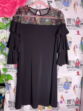 Elegant Black Floral Mesh Yoke Ruffle Sleeve Dress
